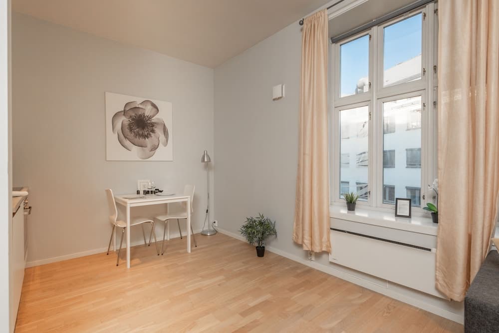Photograph supplied for LOTEL Apartments Royal Park 58
