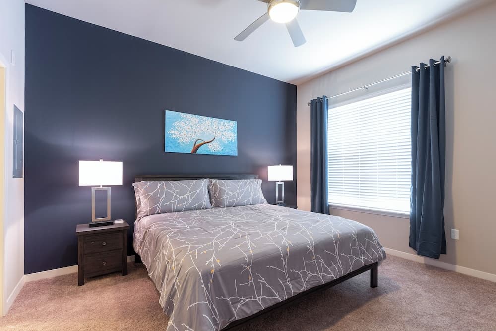 Photograph supplied for Luxury Med Center Fully Equipped King Sized Bed Condos
