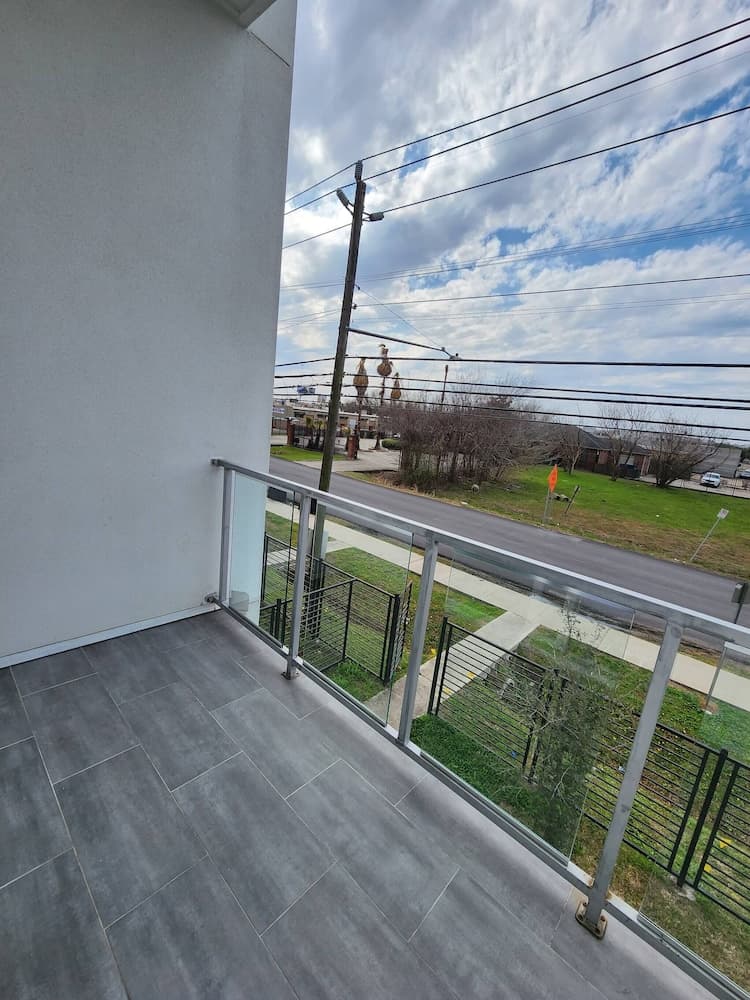 Photograph supplied for "modern 3bed Townhome. Near Nrg"