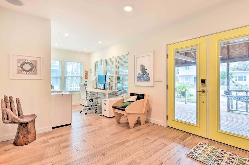 Photograph supplied for Modern Jacksonville Beach Retreat w/ Hot Tub!