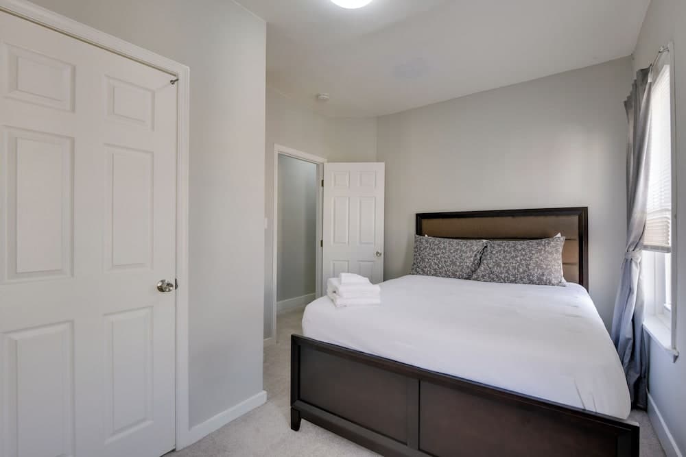 Photograph supplied for Cozy Maryland Getaway in the Heart of Baltimore!