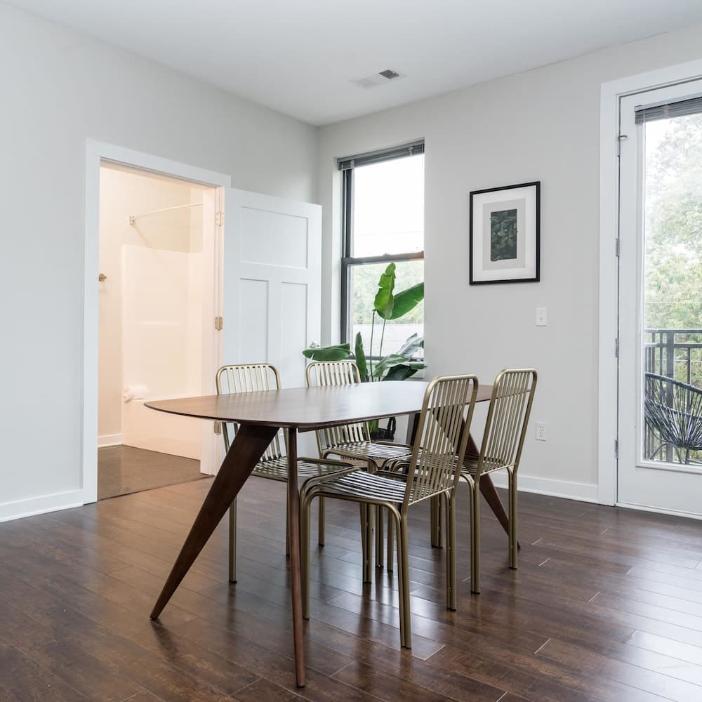 Photograph supplied for Cozysuites Music Row Stunning 2BR -free Parking 20