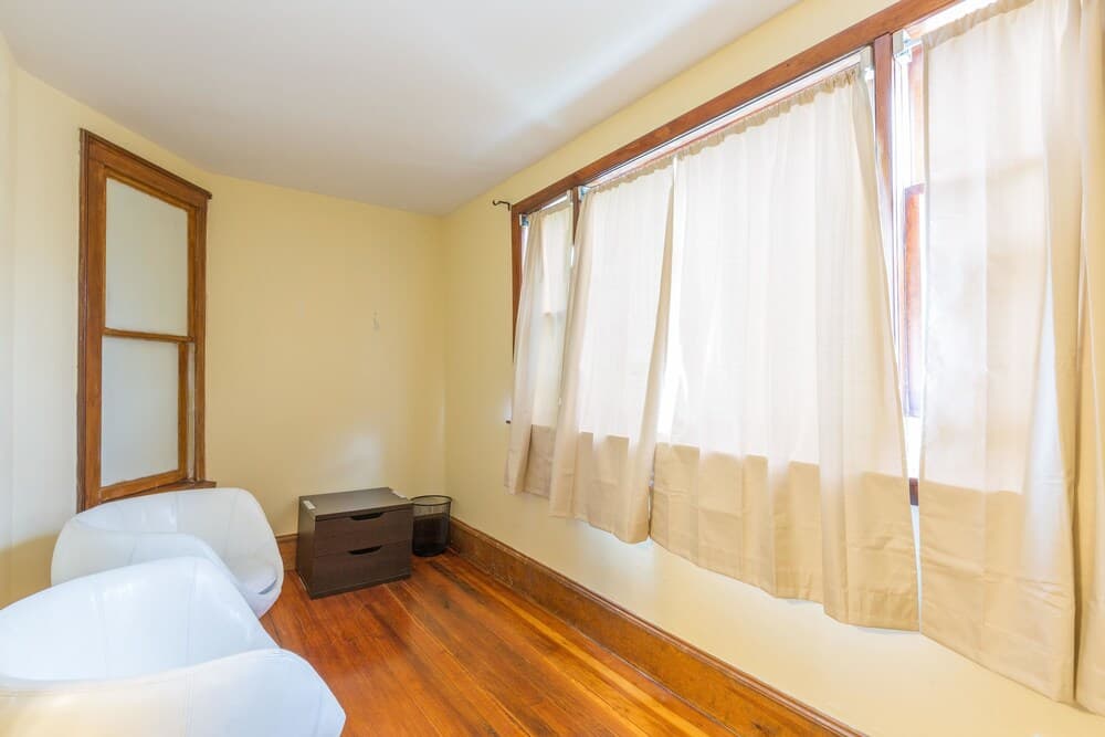 Photograph supplied for Airy Apartments by Starlight Suites