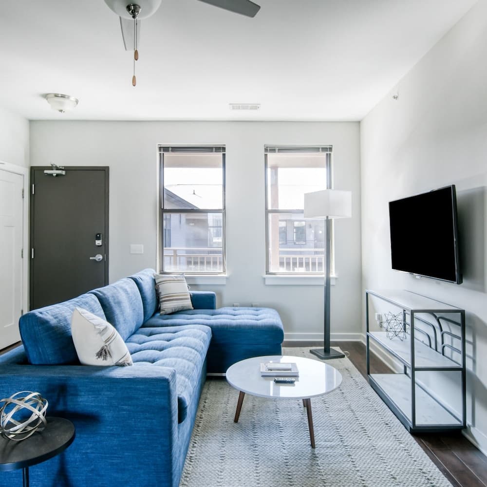 Photograph supplied for Cozysuites Music Row Modern 1BR w Free Parking 17