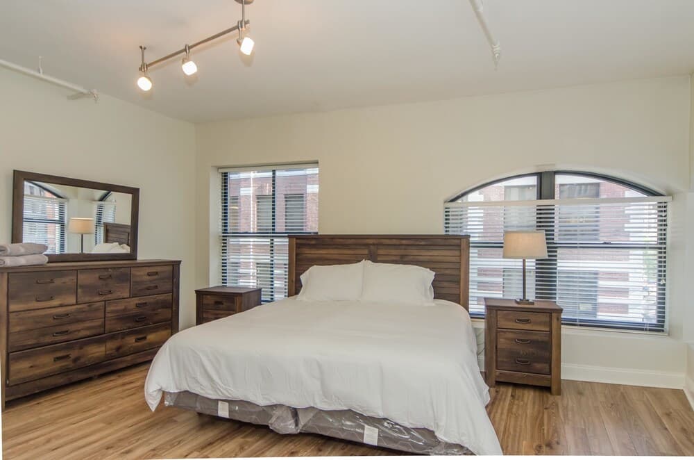 Photograph supplied for BOS002 2 Bedroom Apartment By Senstay